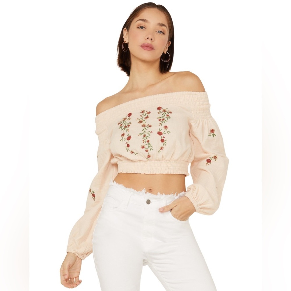 Shyanne Boot Barn Off the Shoulder Crop Top
